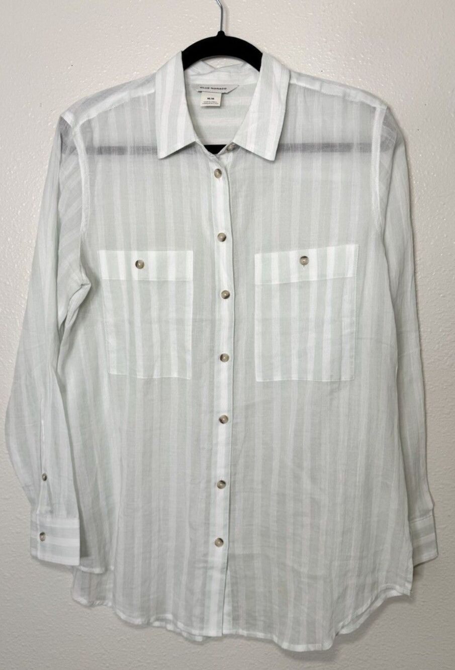 Club Monaco shirt Women button Down lightweight Pockets Cotton Size Small